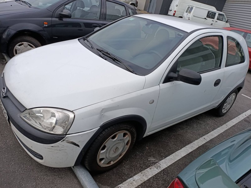 opel corsa c del año 2002