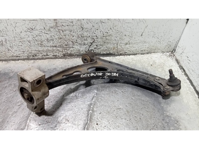 Recambio de brazo suspension inferior delantero derecho para skoda octavia berlina (1z3) elegance referencia OEM IAM 1K0407153N 