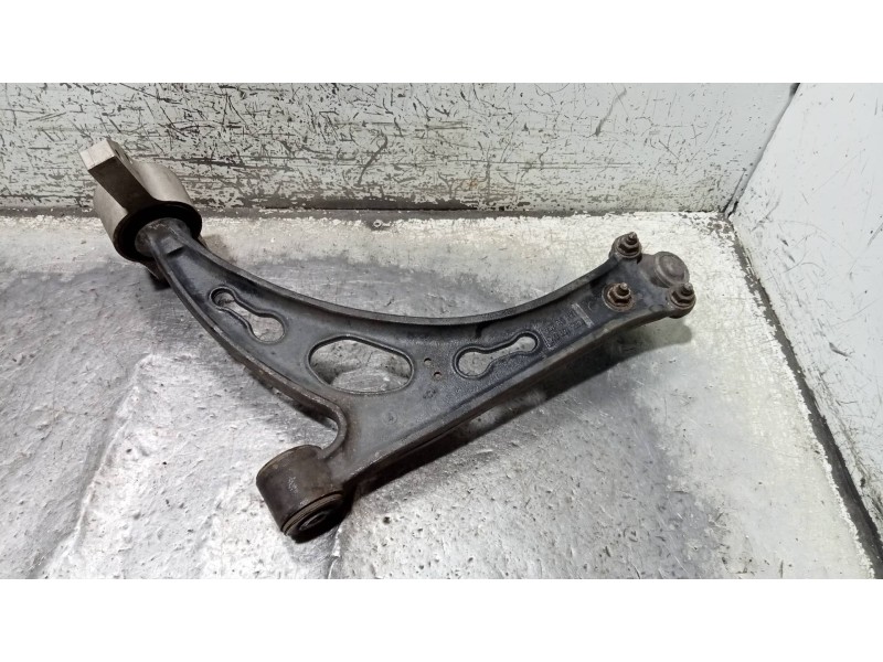 Recambio de brazo suspension inferior delantero derecho para skoda octavia berlina (1z3) elegance referencia OEM IAM 1K0407153N 