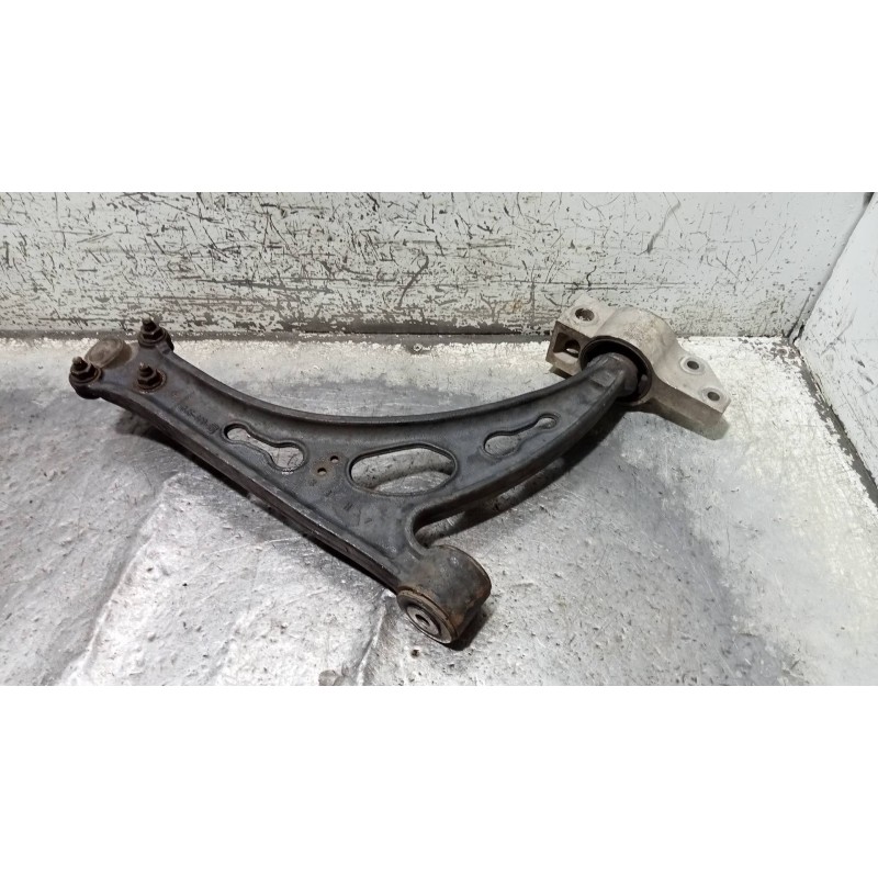 Recambio de brazo suspension inferior delantero izquierdo para skoda octavia berlina (1z3) elegance referencia OEM IAM 1K0407153