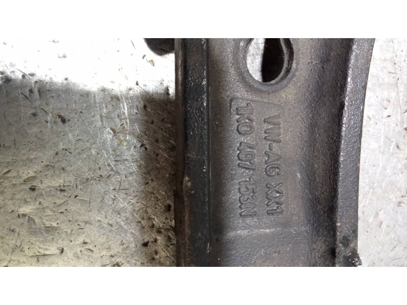 Recambio de brazo suspension inferior delantero izquierdo para skoda octavia berlina (1z3) elegance referencia OEM IAM 1K0407153
