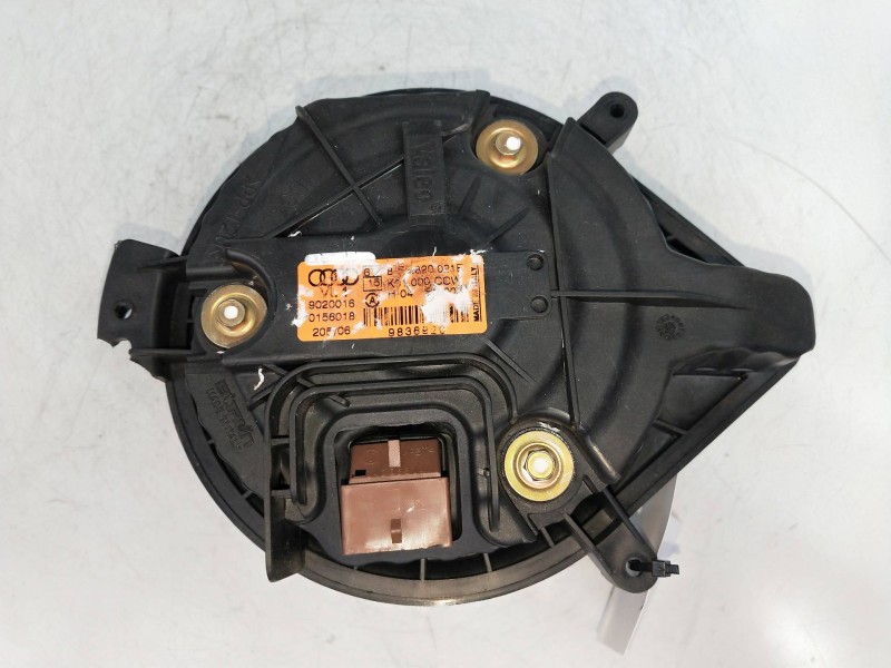 Recambio de motor calefaccion para audi a4 berlina (8e) 2.0 tdi quattro (dpf) (103kw) referencia OEM IAM 8E1820021E K01000CCW 