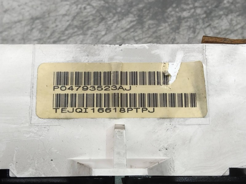 Recambio de cuadro instrumentos para chrysler neon (pl) 1.6 le referencia OEM IAM P04793523AJ TEJQI16618PTPJ 