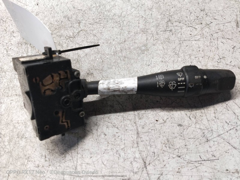 Recambio de mando limpia para nissan primera berlina (p11) slxtd referencia OEM IAM 54394778 257SA 36931B 02L8