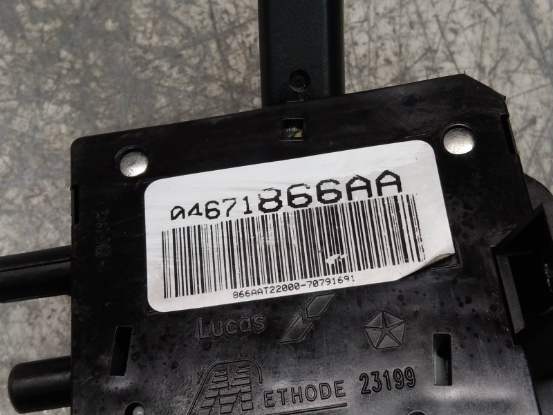 Recambio de mando luces para chrysler neon (pl) 1.6 le referencia OEM IAM 04671866AA  