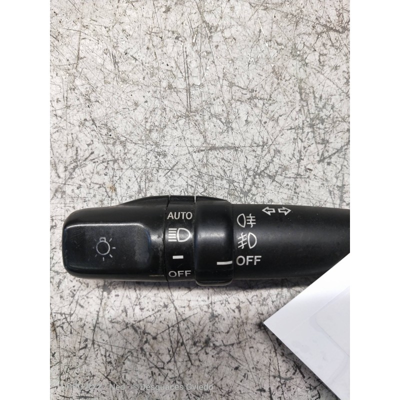 Recambio de mando luces para toyota avensis berlina (t25) 2.0 d4-d executive berlina (5-ptas.) referencia OEM IAM 173650B  