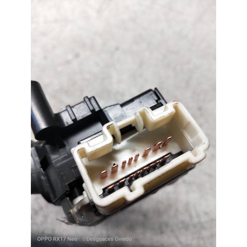 Recambio de mando luces para toyota avensis berlina (t25) 2.0 d4-d executive berlina (5-ptas.) referencia OEM IAM 173650B  