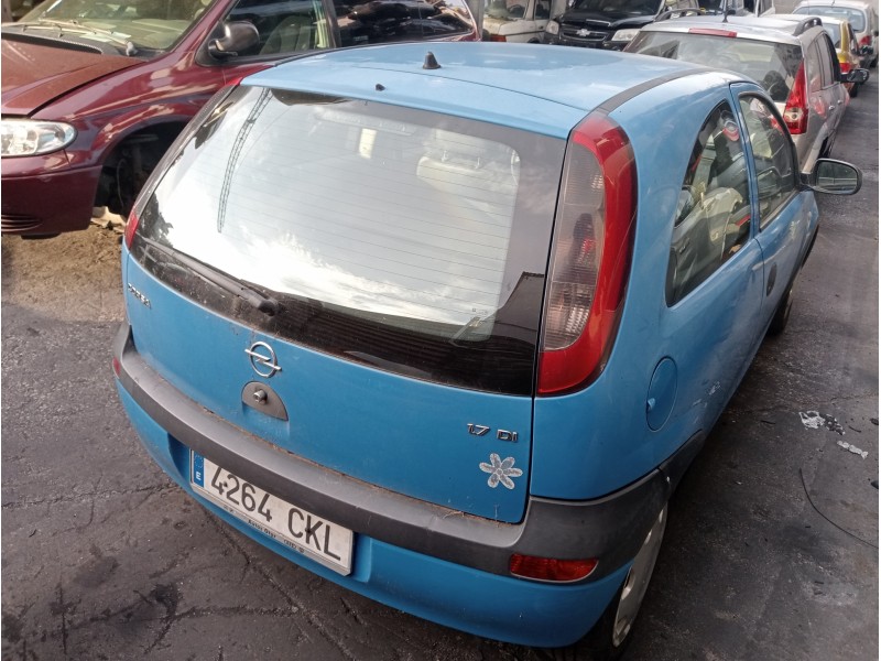 opel corsa c del año 2003