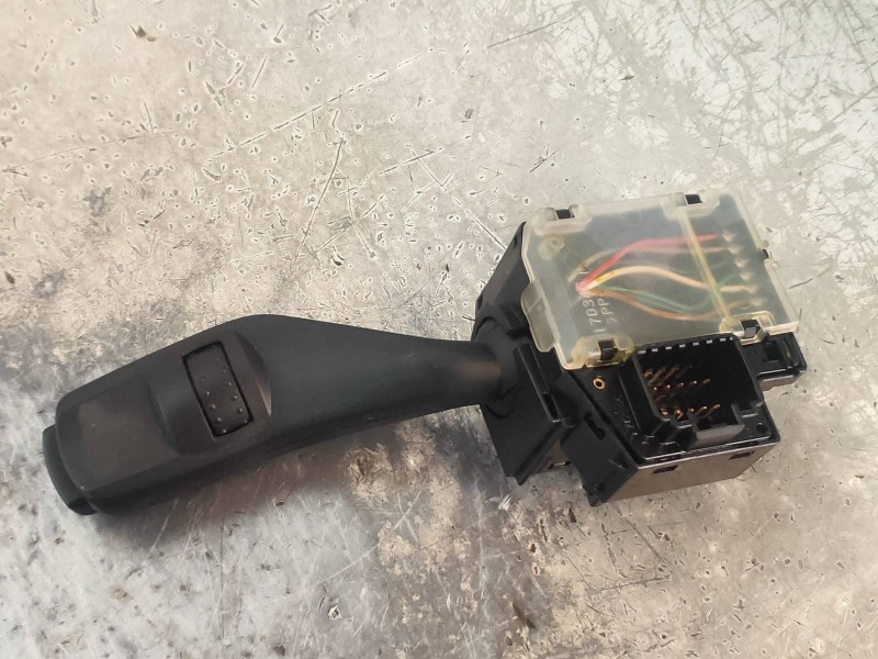 Recambio de mando limpia para ford focus berlina (cap) ghia referencia OEM IAM 4M5T17A553BD  