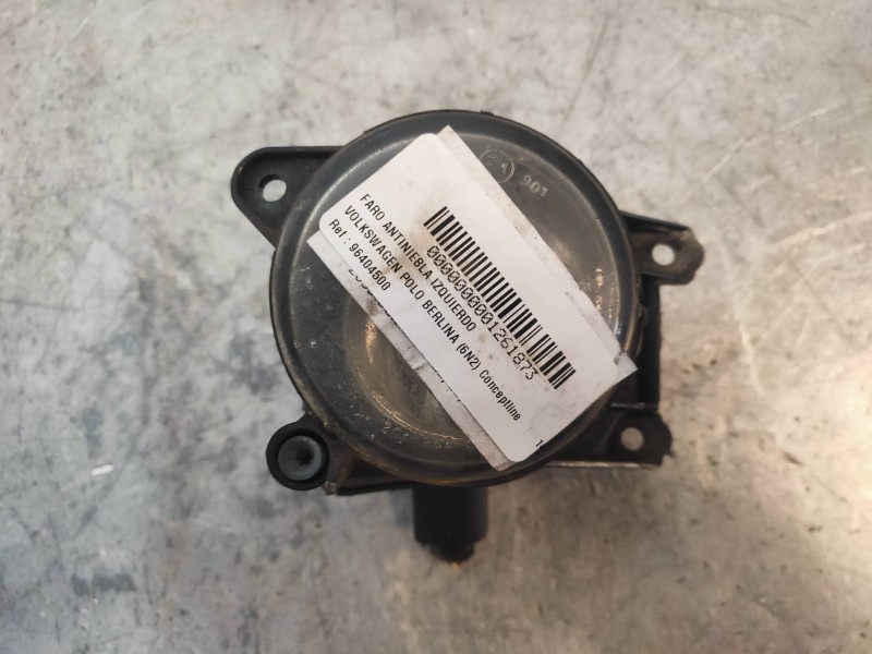 Recambio de faro antiniebla izquierdo para volkswagen polo berlina (6n2) conceptline referencia OEM IAM 96404500  