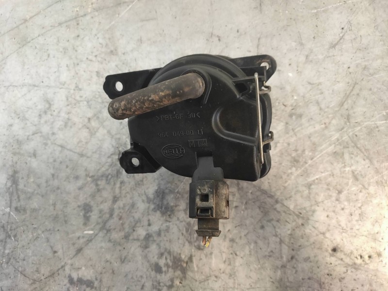 Recambio de faro antiniebla izquierdo para volkswagen polo berlina (6n2) conceptline referencia OEM IAM 96404500  