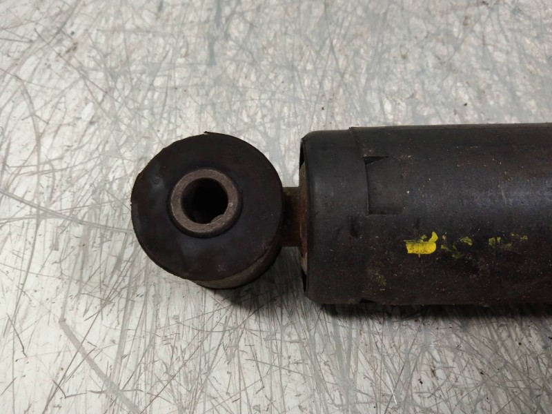 Recambio de amortiguador trasero para porsche 944 turbo coupe referencia OEM IAM   