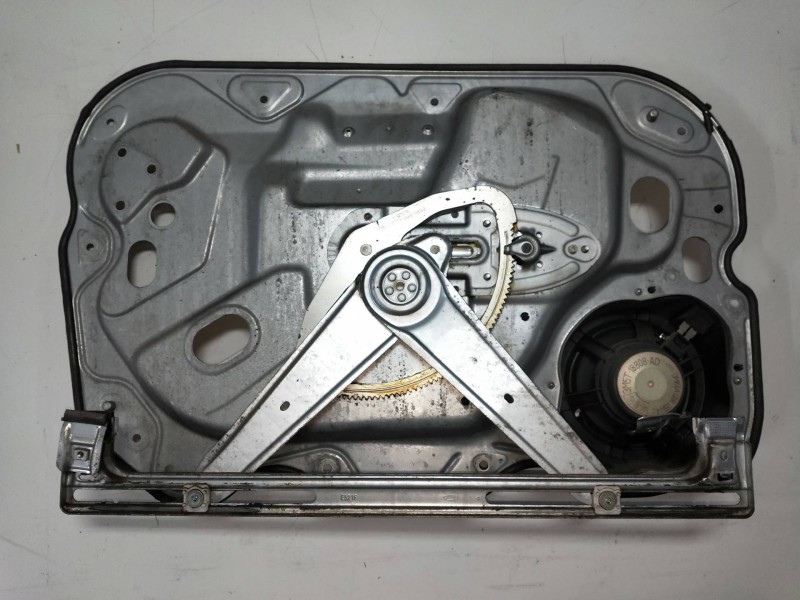 Recambio de elevalunas delantero derecho para ford focus c-max (cap) 1.6 tdci cat referencia OEM IAM   5P