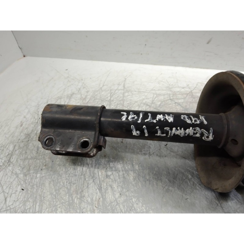 Recambio de amortiguador delantero izquierdo para renault 19 (b/c/l53) 1.9 dt referencia OEM IAM   