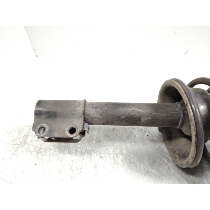 Recambio de amortiguador delantero derecho para renault 19 hatchback (b/c53) 1.9 diesel referencia OEM IAM   