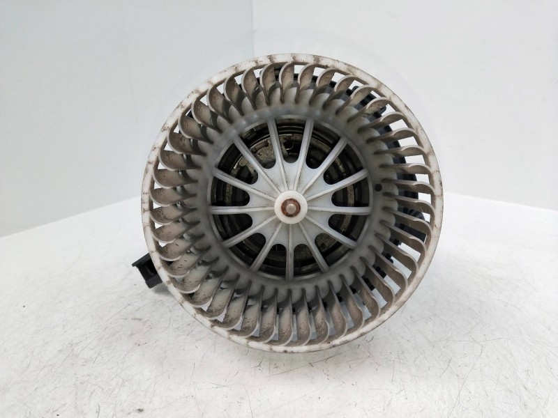 Recambio de motor calefaccion para audi a4 avant (8k5) (2008) 2.0 16v tdi referencia OEM IAM U0852003 U0851003 