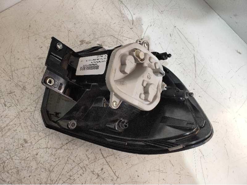 Recambio de piloto trasero derecho para fiat tipo ii (356) sedan 1.4 cat (gpl) referencia OEM IAM 320B011440 05209399160E 
