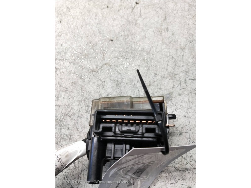 Recambio de mando limpia para toyota yaris verso (ncp2/nlp2) 1.3 linea sol referencia OEM IAM 173647  