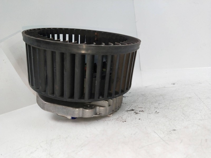 Recambio de motor calefaccion para audi a4 berlina (8e) 2.0 16v tdi referencia OEM IAM   