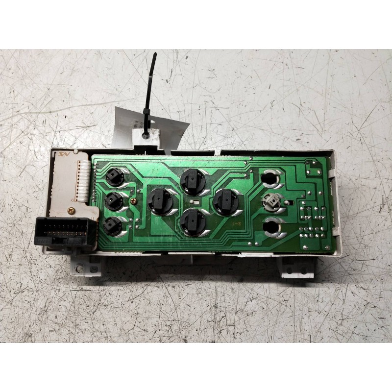 Recambio de pantalla multifuncion para jeep gr.cherokee (zj)/(z) 2.5 td canyon referencia OEM IAM 49.59 58994E CR0010001N0KK