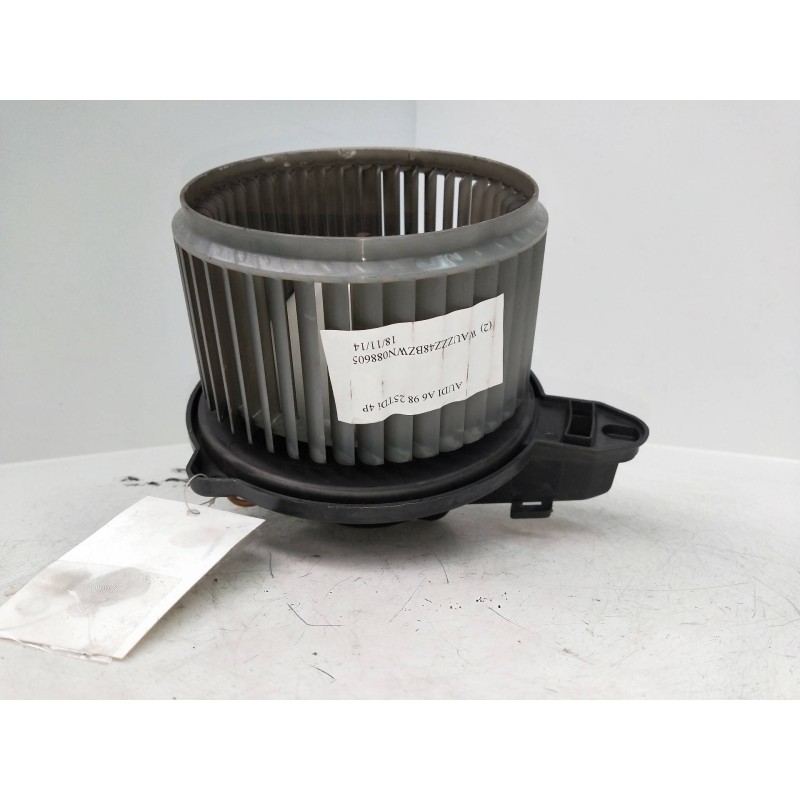 Recambio de motor calefaccion para audi a6 berlina (4b2) 2.5 v6 24v tdi referencia OEM IAM 4B1820021 0130111202 01607003360