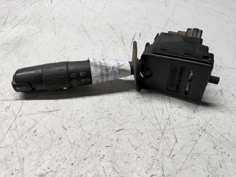 Recambio de mando luces para peugeot 406 berlina (s1/s2) sldt referencia OEM IAM 96063790ZL 34323002 