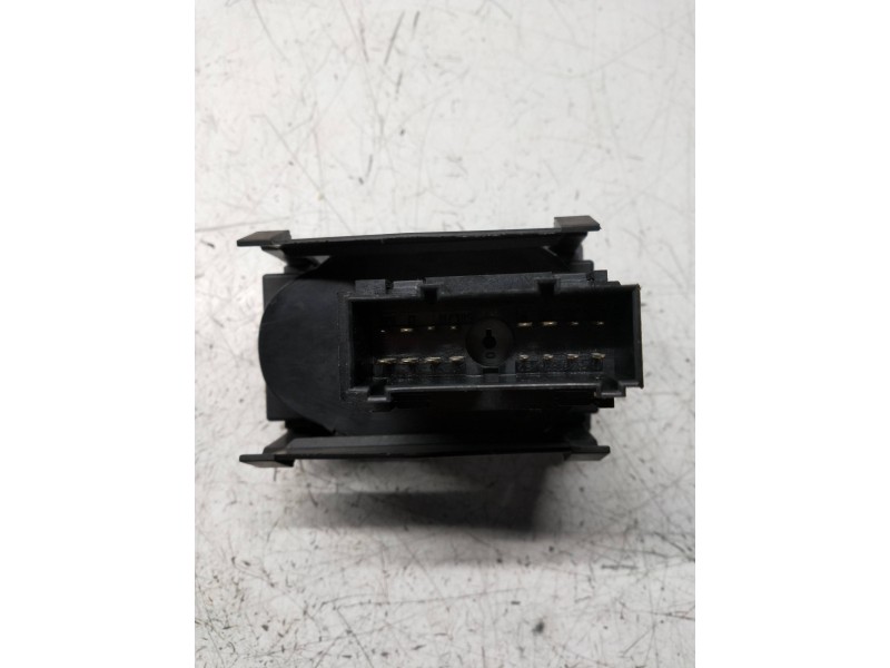 Recambio de mando luces para ford focus berlina (cap) ambiente (d) referencia OEM IAM 7M5T13A024LA  