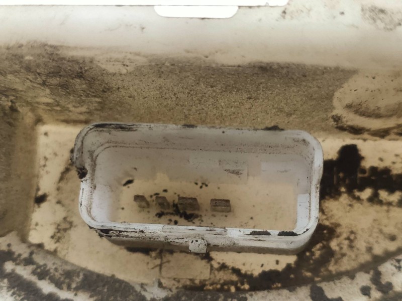 Recambio de bomba combustible para peugeot 207 urban referencia OEM IAM 9657035980  SIEMENS