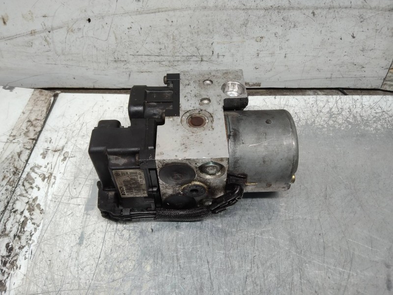 Recambio de abs para volvo v40 familiar 1.9 d+ (85kw) referencia OEM IAM 0265216462 0273004224 30857585