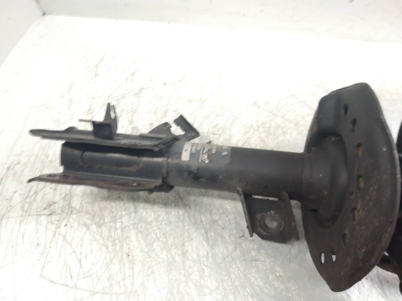 Recambio de amortiguador delantero izquierdo para nissan qashqai (j10) tekna referencia OEM IAM   