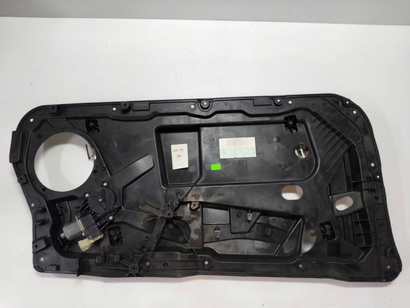 Recambio de elevalunas delantero izquierdo para ford fiesta (ccn) sync edition referencia OEM IAM 8A6114A389B  3P