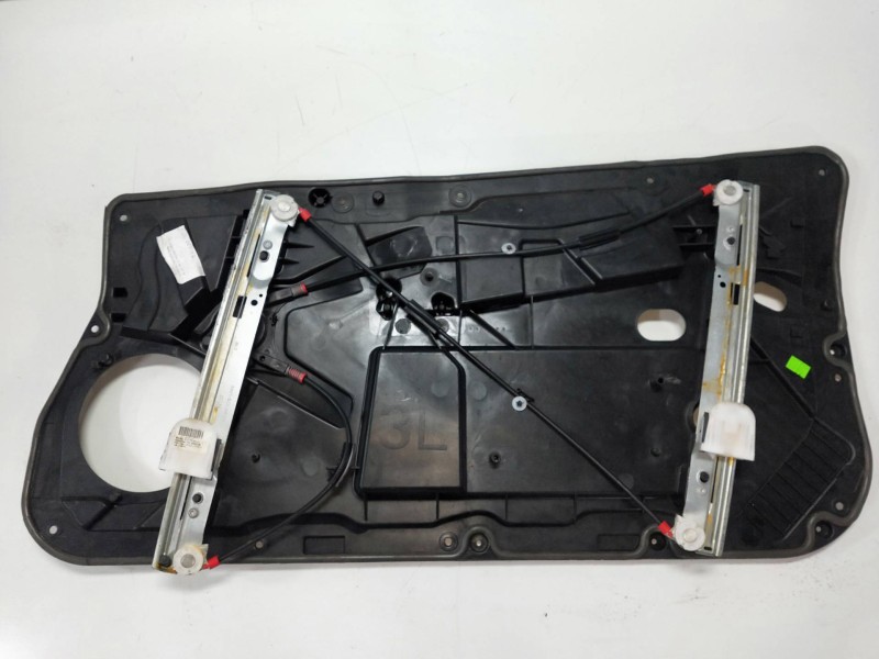 Recambio de elevalunas delantero izquierdo para ford fiesta (ccn) sync edition referencia OEM IAM 8A6114A389B  3P