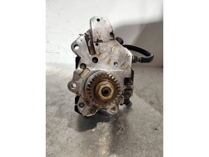 Recambio de bomba inyeccion para renault trafic caja cerrada (ab 4.01) l1h1 2,90t caja cerrada, corto referencia OEM IAM 0445010