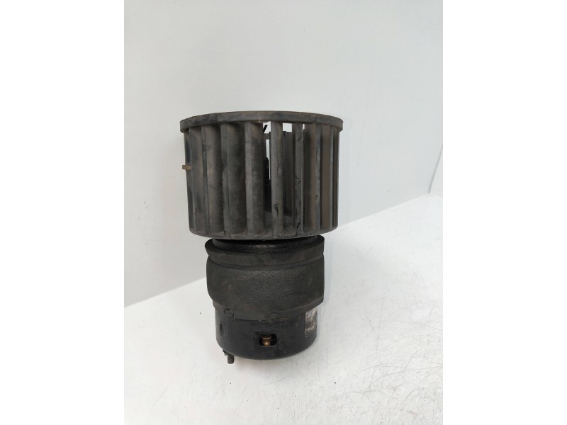 Recambio de motor calefaccion para austin rover metro 1.3 referencia OEM IAM 0619727  