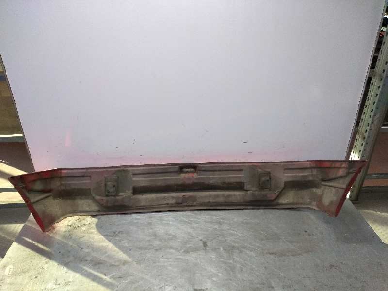 Recambio de paragolpes trasero para ford escort berlina/turnier referencia OEM IAM   