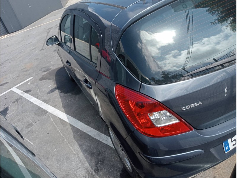 opel corsa d del año 2007