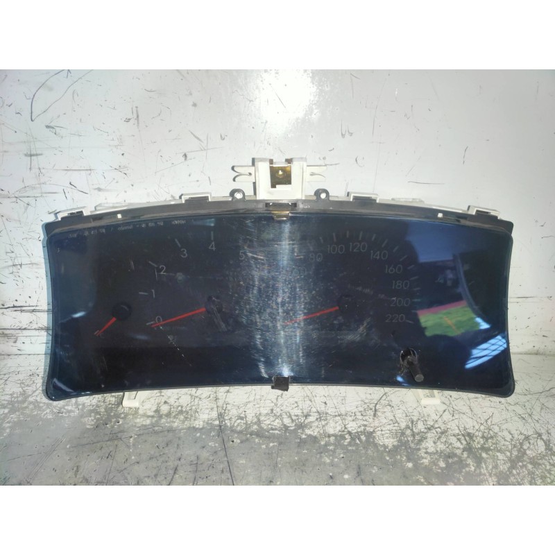 Recambio de cuadro instrumentos para toyota corolla (e12) 2.0 d-4d linea luna berlina referencia OEM IAM 8380002760  