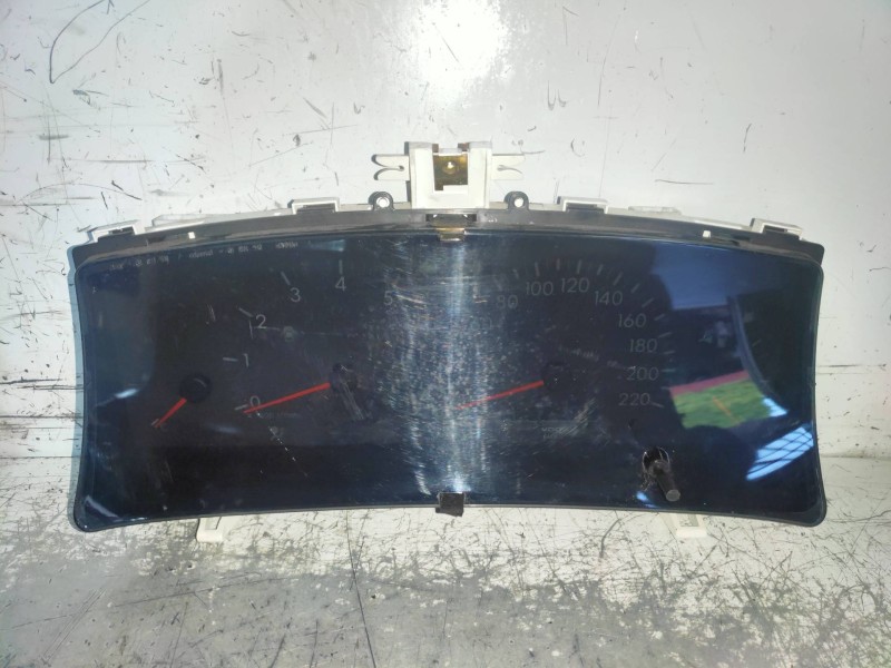 Recambio de cuadro instrumentos para toyota corolla (e12) 2.0 d-4d linea luna berlina referencia OEM IAM 8380002760  