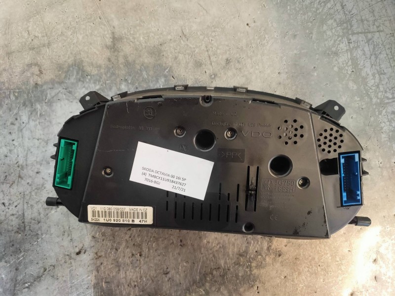 Recambio de cuadro instrumentos para skoda octavia berlina (1u2) ambiente referencia OEM IAM 110080058007 1U0920810B 