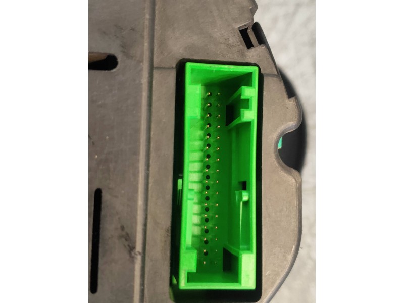 Recambio de cuadro instrumentos para mazda 3 berlina (bk) 2.0 sportive referencia OEM IAM 4LBP4LA  