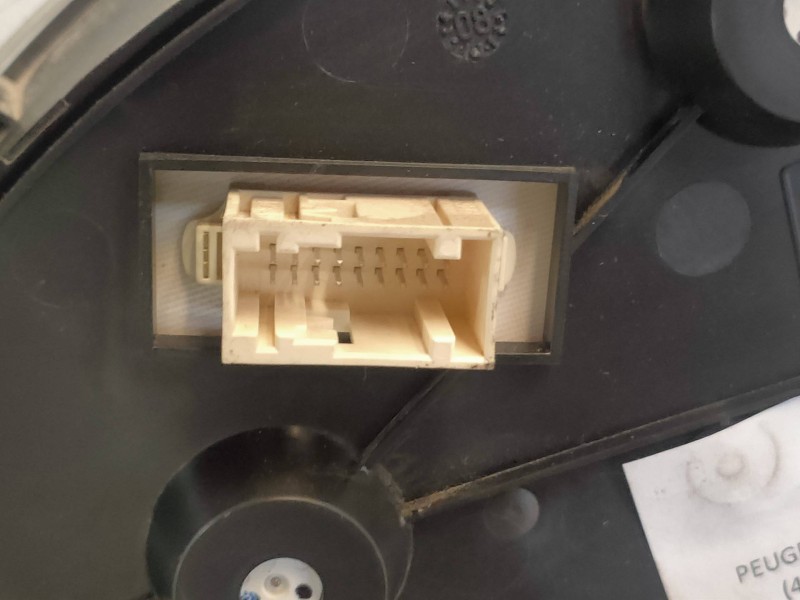 Recambio de cuadro instrumentos para peugeot expert kasten furg. referencia OEM IAM 9665154980 503001315902 