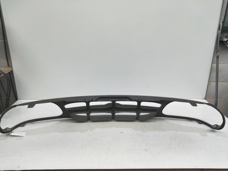 Recambio de rejilla delantera para ford explorer 4.0 v6 cat referencia OEM IAM   