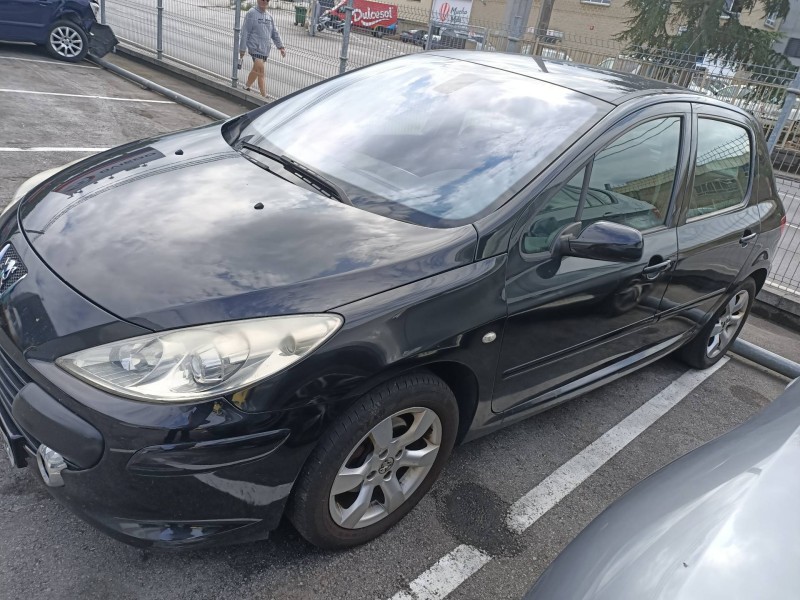 peugeot 307 berlina (s2) del año 2006
