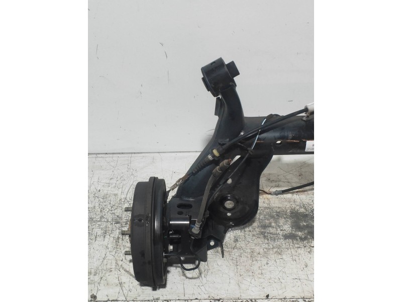 Recambio de puente trasero para ford tourneo courier (c4a) ambiente referencia OEM IAM   TAMBOR / ABS
