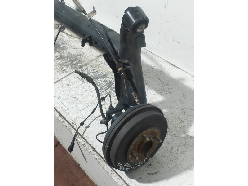 Recambio de puente trasero para ford tourneo courier (c4a) ambiente referencia OEM IAM   TAMBOR / ABS