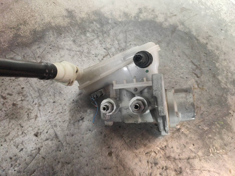 Recambio de bomba freno para ford tourneo courier (c4a) ambiente referencia OEM IAM Y24653  