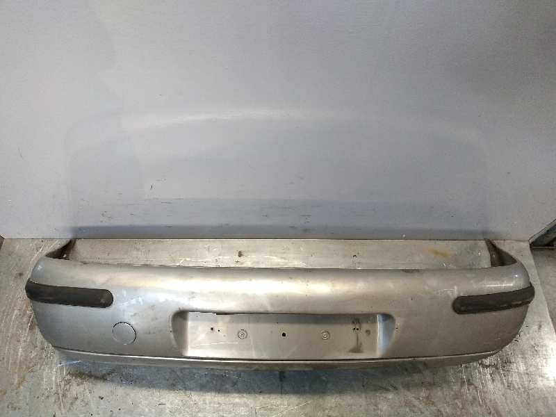 Recambio de paragolpes trasero para ford fiesta berlina 1.25 16v cat referencia OEM IAM   