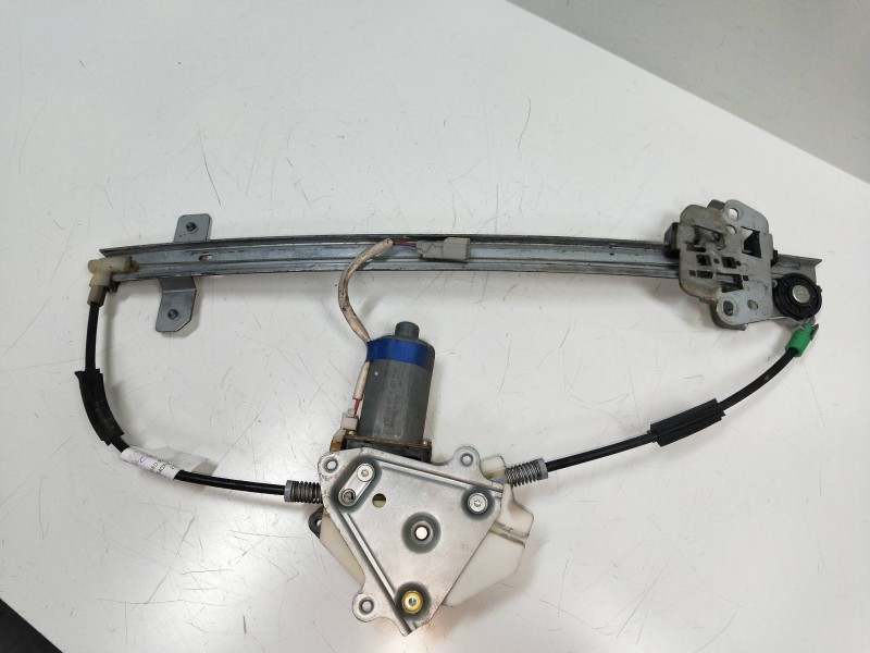 Recambio de elevalunas delantero derecho para honda accord berlina (cg7-9/ch1-7) 2.0 td referencia OEM IAM 104495XXX  4P