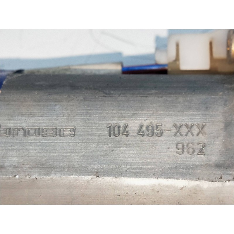 Recambio de elevalunas delantero derecho para honda accord berlina (cg7-9/ch1-7) 2.0 td referencia OEM IAM 104495XXX  4P