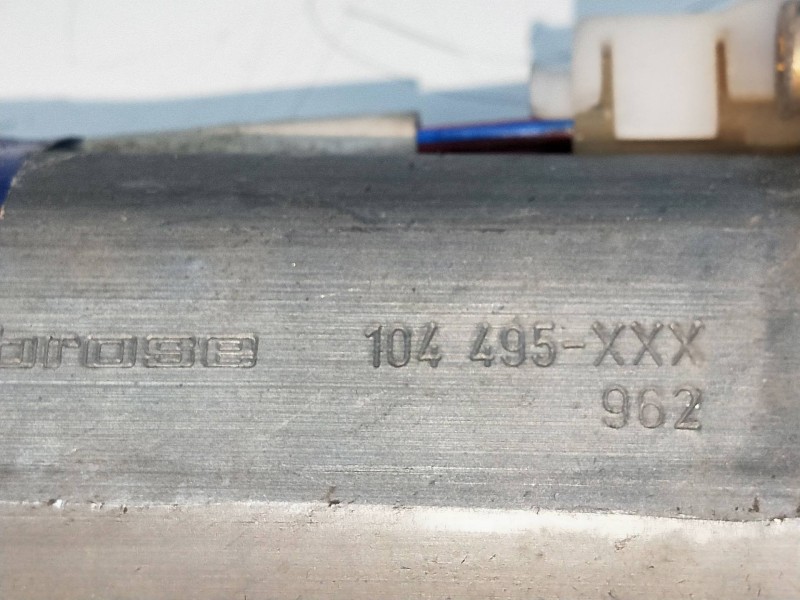 Recambio de elevalunas delantero derecho para honda accord berlina (cg7-9/ch1-7) 2.0 td referencia OEM IAM 104495XXX  4P